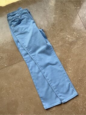 Tommy Bahama Pale Blue Palm Graphic Cropped Pants